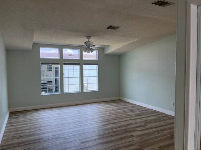 1207 Las Brisas Lane a Winter Haven, FL Mobile or Manufactured Home for Sale
